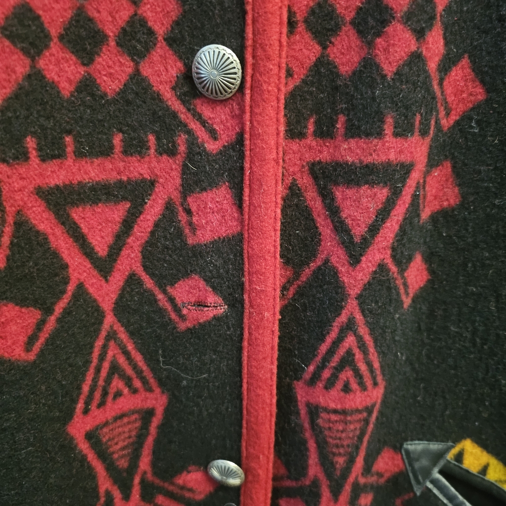 Women's Multicolor Patterned Coat - Picture 5 of 12